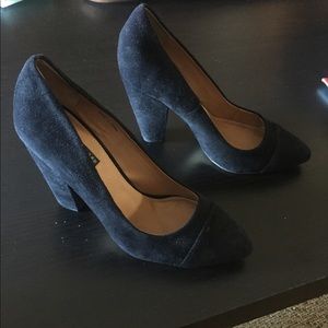 Deena and Ozzy Black Wedges